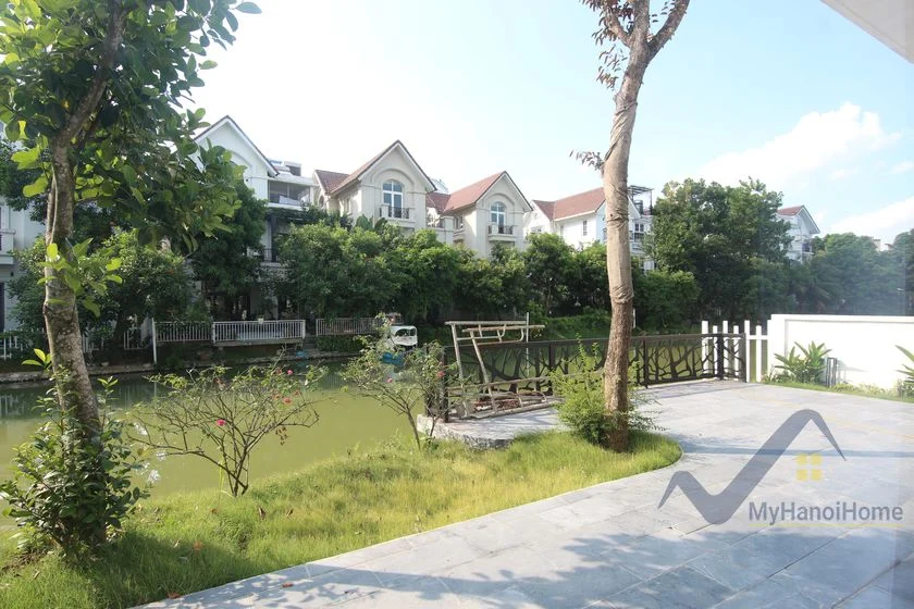 Xem ảnh 21: Ảnh 21: Biệt thự đơn lập cho thuê tại Vinhome Riverside, 5PN full nội thất