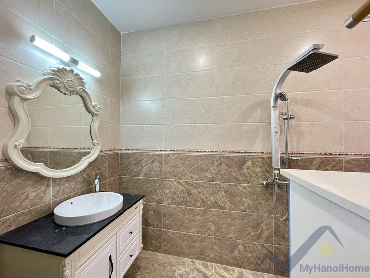 Xem ảnh 8: Ảnh 8: Biệt thự đơn lập cho thuê Vinhome Riverside đủ đồ, có sân vườn