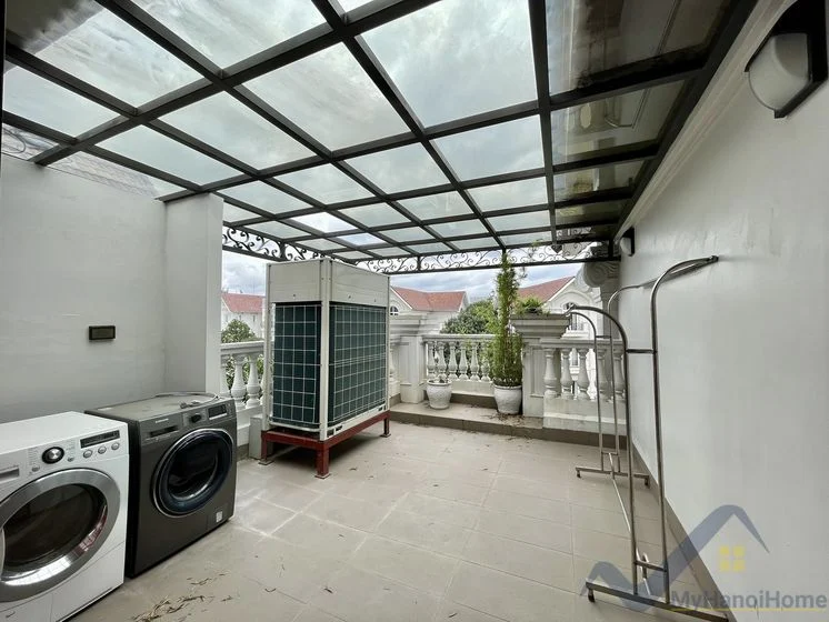 Xem ảnh 14: Ảnh 14: Biệt thự đơn lập cho thuê Vinhome Riverside đủ đồ, có sân vườn
