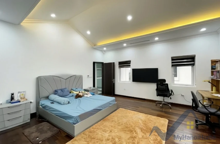 Xem ảnh 5: Ảnh 5: Biệt thự đơn lập cho thuê Vinhomes Riverside 4PN, có thang máy