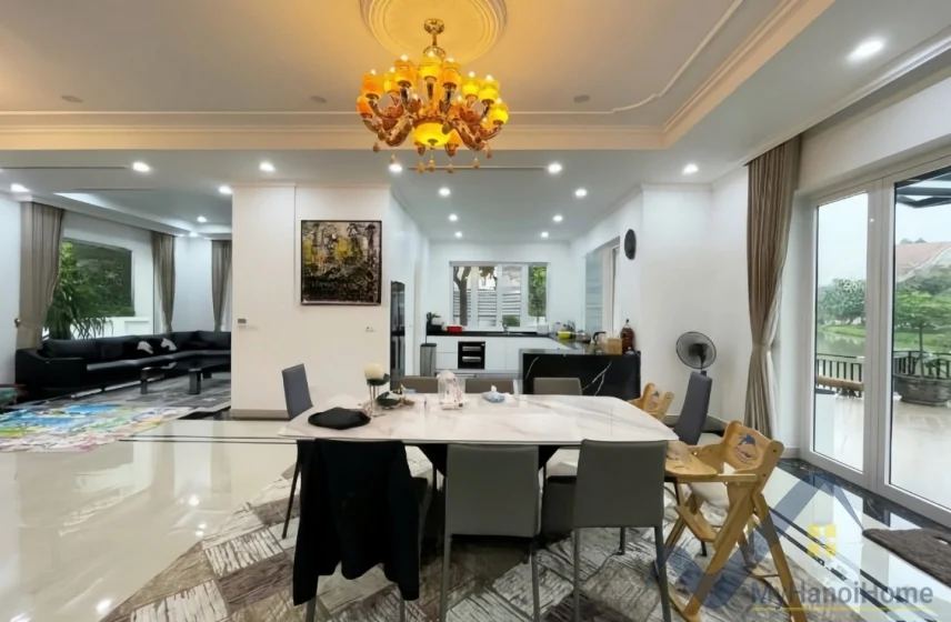 Xem ảnh 14: Ảnh 14: Biệt thự đơn lập cho thuê Vinhomes Riverside 4PN, có thang máy