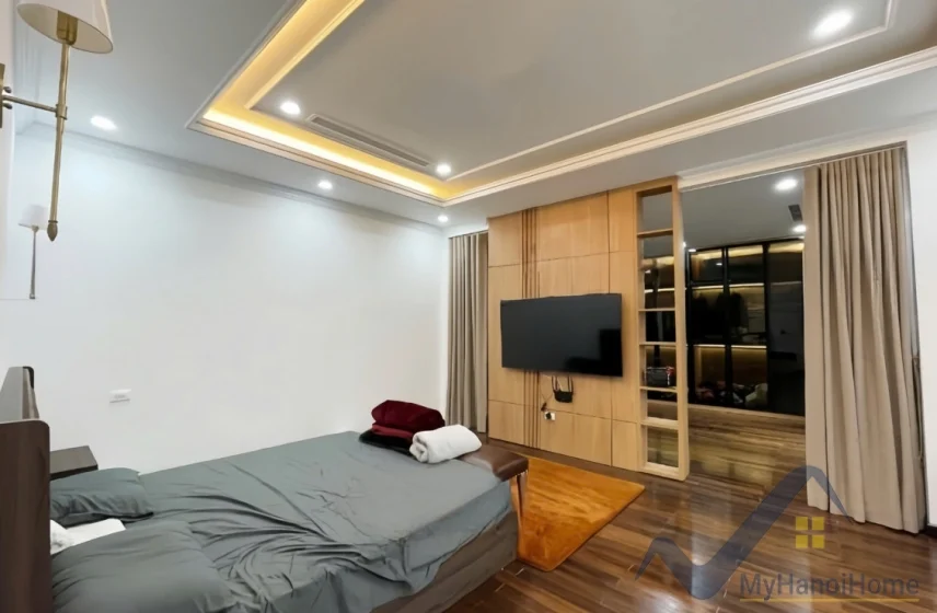 Xem ảnh 18: Ảnh 18: Biệt thự đơn lập cho thuê Vinhomes Riverside 4PN, có thang máy