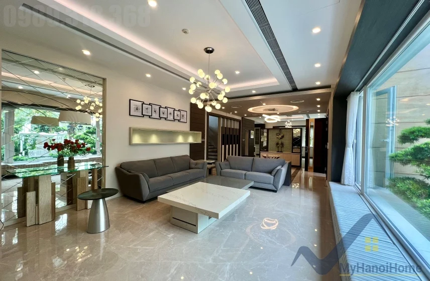 Xem ảnh 2: Ảnh 2: Biệt thự đơn lập cho thuê Vinhomes Riverside 4PN trang bị đủ đồ