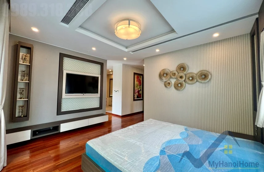 Xem ảnh 5: Ảnh 5: Biệt thự đơn lập cho thuê Vinhomes Riverside 4PN trang bị đủ đồ