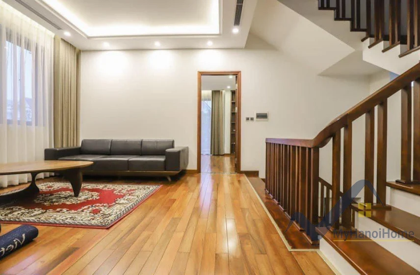 Xem ảnh 4: Ảnh 4: Biệt thự đơn lập cho thuê Vinhomes Riverside full nội thất