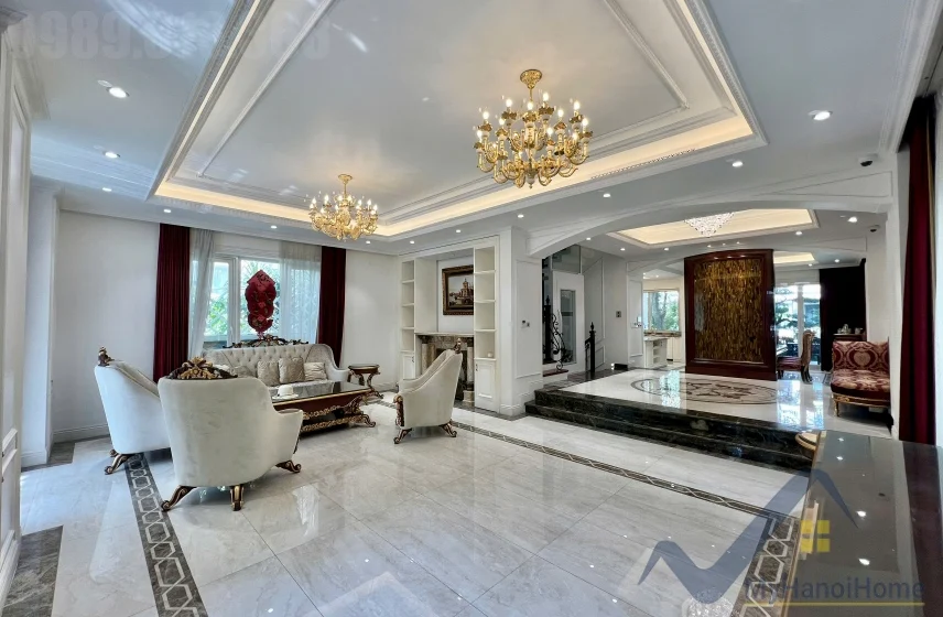 Xem ảnh 2: Ảnh 2: Biệt thự đơn lập cho thuê Vinhomes Riverside, thang máy, vườn rộng