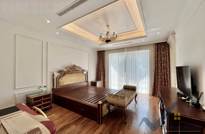 Xem ảnh 9: Ảnh 9: Biệt thự đơn lập cho thuê Vinhomes Riverside, thang máy, vườn rộng