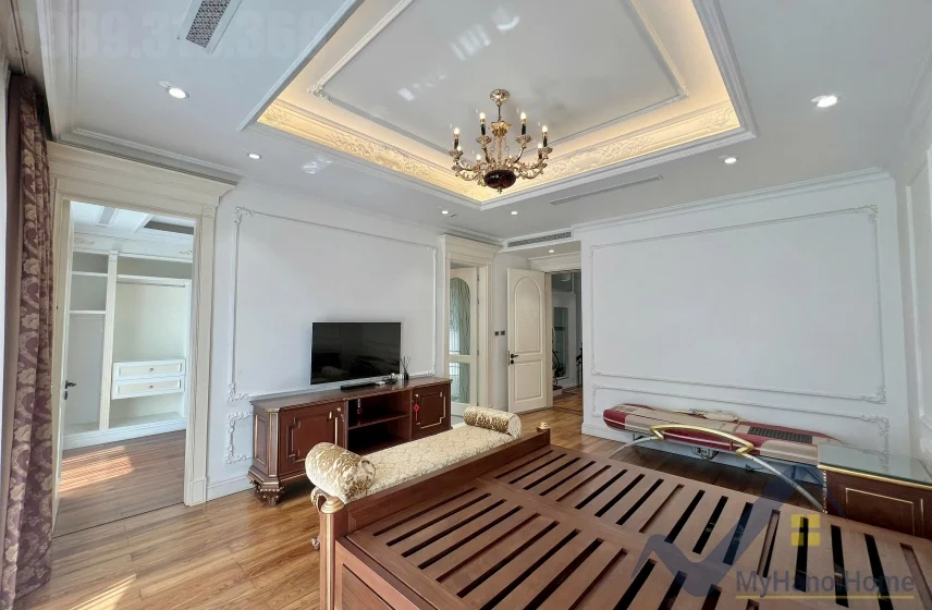Xem ảnh 10: Ảnh 10: Biệt thự đơn lập cho thuê Vinhomes Riverside, thang máy, vườn rộng