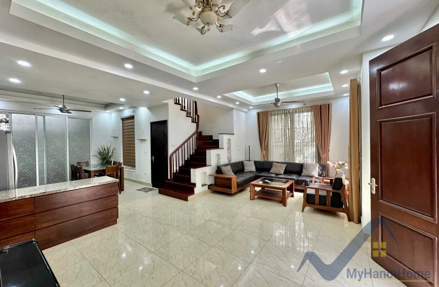 Xem ảnh 2: Ảnh 2: Biệt thự đơn lập nhỏ Vinhomes Riverside cho thuê gần BIS