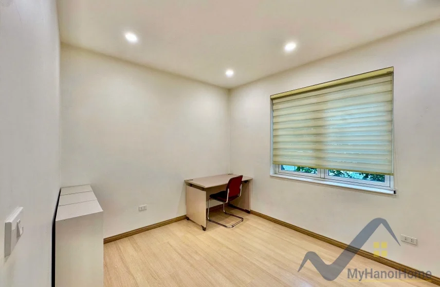 Xem ảnh 5: Ảnh 5: Biệt thự đơn lập nhỏ Vinhomes Riverside cho thuê gần BIS