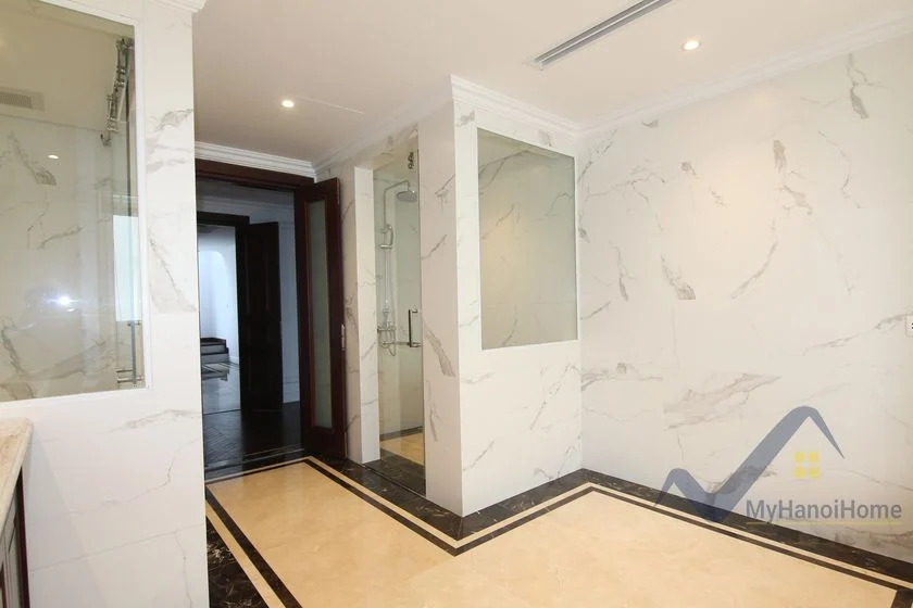 Xem ảnh 17: Ảnh 17: Biệt thự đơn lập rất rộng Vinhomes Riverside cho thuê mới