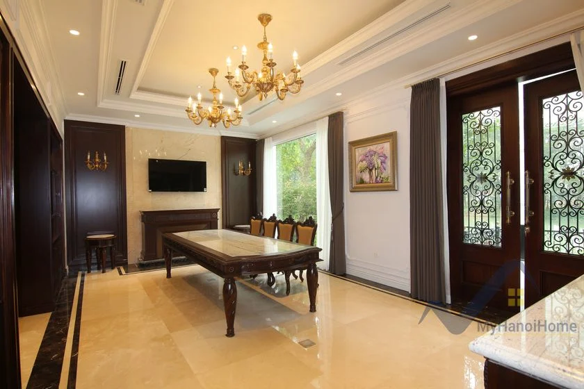 Xem ảnh 25: Ảnh 25: Biệt thự đơn lập rất rộng Vinhomes Riverside cho thuê mới
