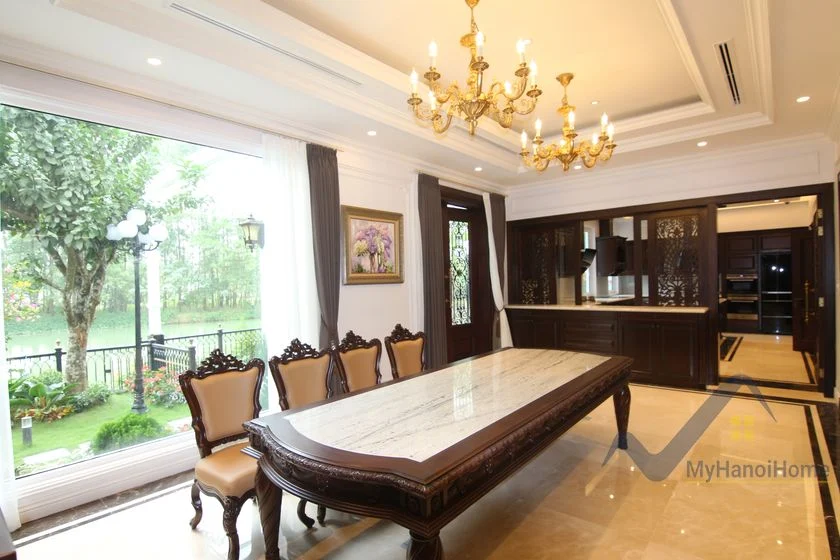 Xem ảnh 26: Ảnh 26: Biệt thự đơn lập rất rộng Vinhomes Riverside cho thuê mới