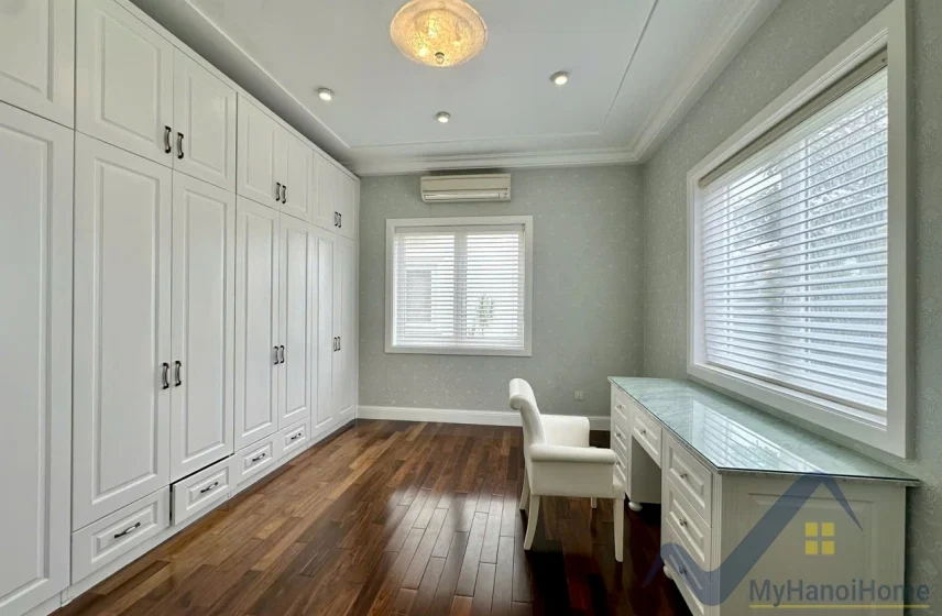 Xem ảnh 11: Ảnh 11: Biệt thự đơn lập siêu rộng Vinhomes Riverside cho thuê