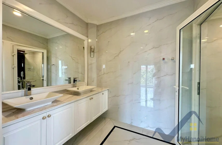 Xem ảnh 28: Ảnh 28: Biệt thự đơn lập siêu rộng Vinhomes Riverside cho thuê