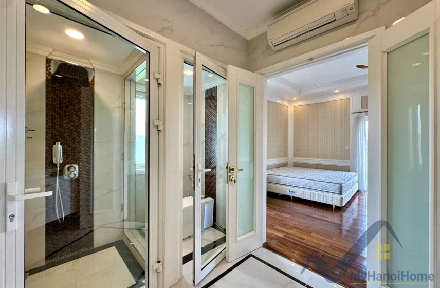 Xem ảnh 29: Ảnh 29: Biệt thự đơn lập siêu rộng Vinhomes Riverside cho thuê
