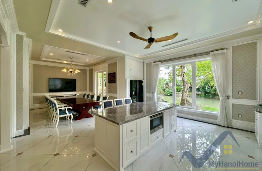 Xem ảnh 35: Ảnh 35: Biệt thự đơn lập siêu rộng Vinhomes Riverside cho thuê