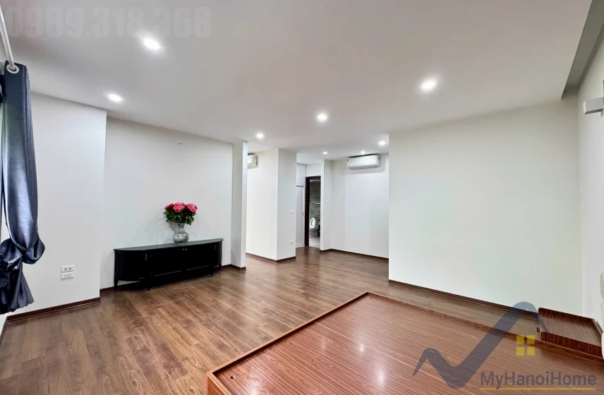 Xem ảnh 10: Ảnh 10: Biệt thự đơn lập Vinhome Riverside đẳng cấp cho thuê 5PN