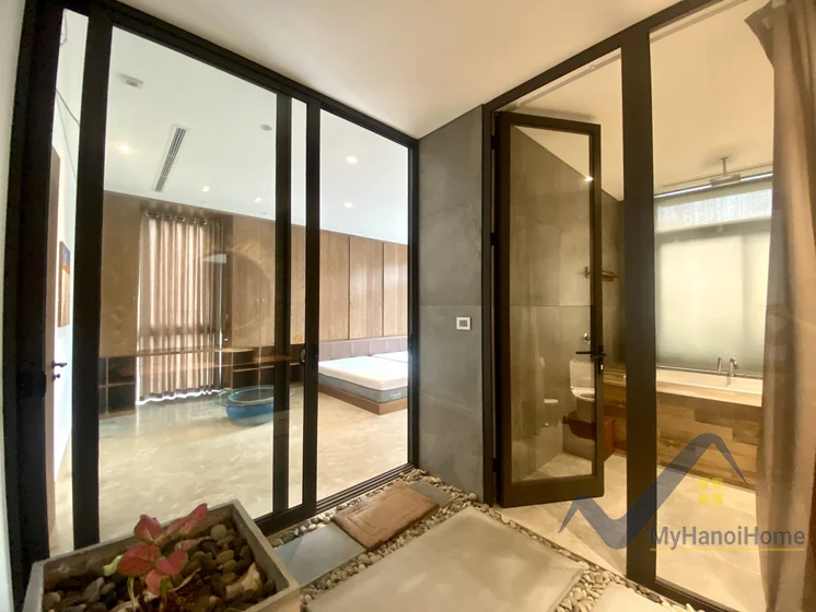 Xem ảnh 15: Ảnh 15: Biệt thự đơn lập Vinhomes Riverside cho thuê có bể bơi