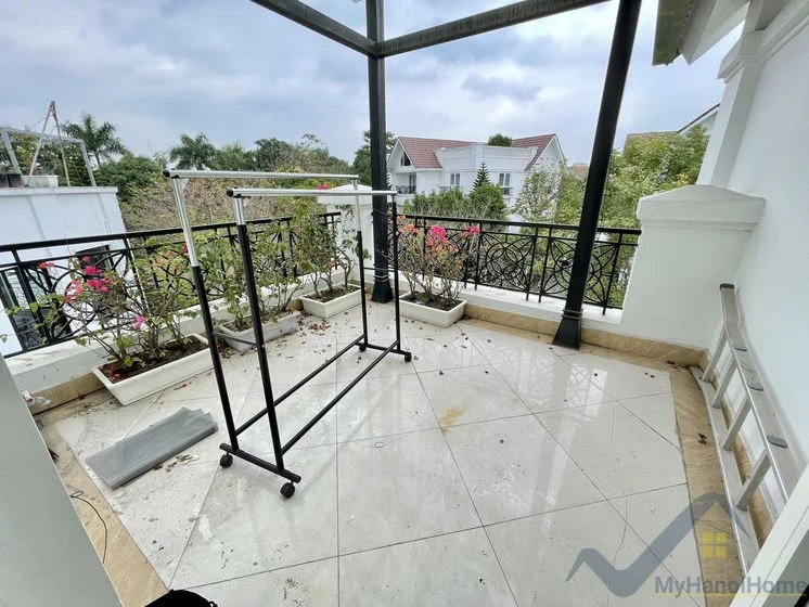 Xem ảnh 19: Ảnh 19: Biệt thự đơn lập Vinhomes Riverside cho thuê có hầm rộng