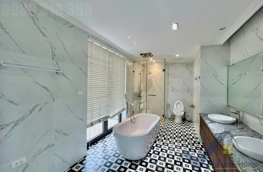 Xem ảnh 11: Ảnh 11: Biệt thự đơn lập Vinhomes Riverside cho thuê có thang máy