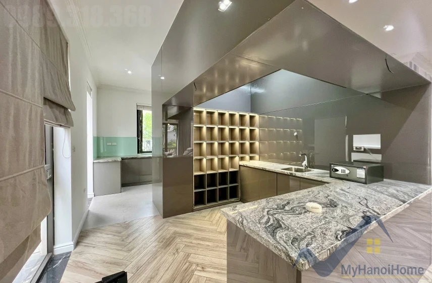 Xem ảnh 27: Ảnh 27: Biệt thự đơn lập Vinhomes Riverside cho thuê có thang máy