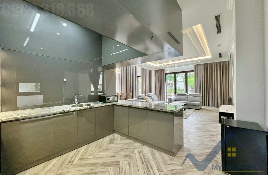 Xem ảnh 28: Ảnh 28: Biệt thự đơn lập Vinhomes Riverside cho thuê có thang máy