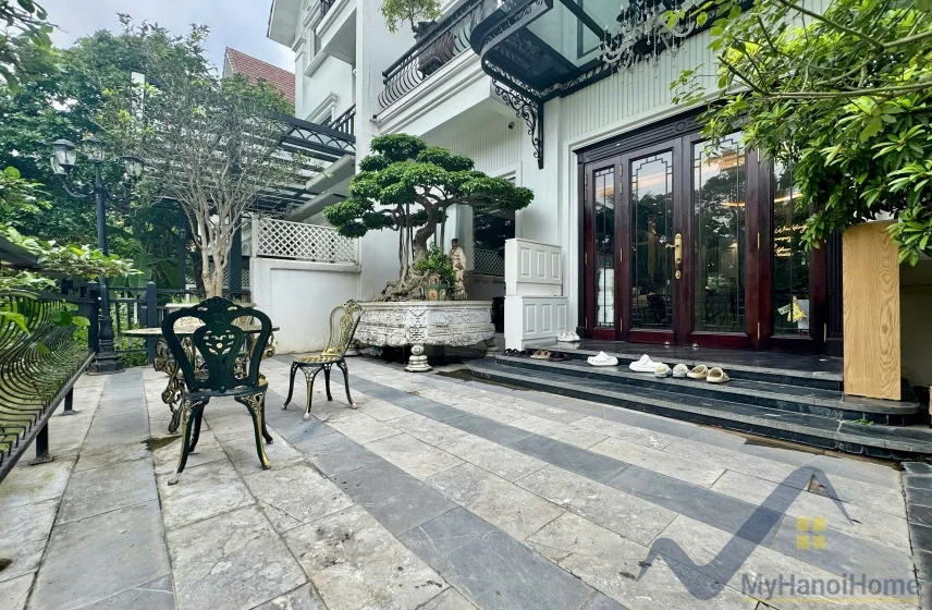 Xem ảnh 3: Ảnh 3: Biệt thự đơn lập Vinhomes Riverside cho thuê, đủ nội thất, gần BIS