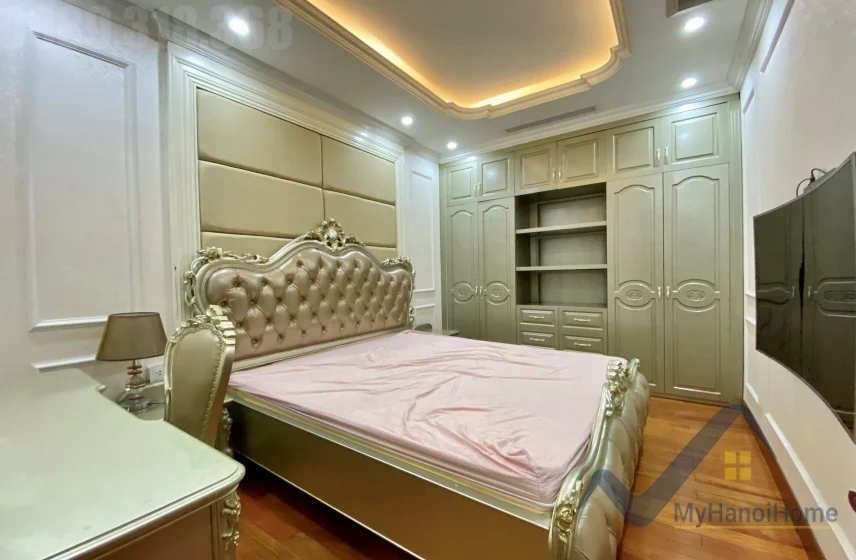 Xem ảnh 12: Ảnh 12: Biệt thự đơn lập Vinhomes Riverside cho thuê sân vườn rộng