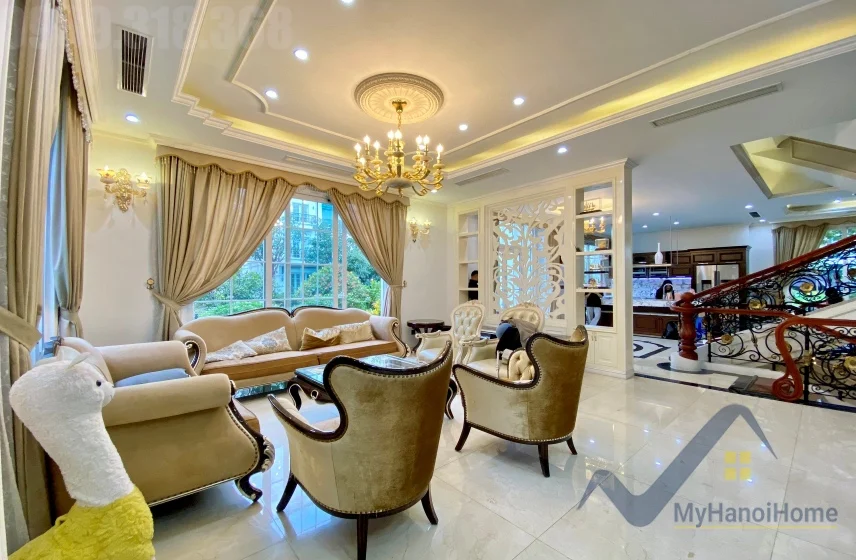 Xem ảnh 13: Ảnh 13: Biệt thự đơn lập Vinhomes Riverside cho thuê sân vườn rộng