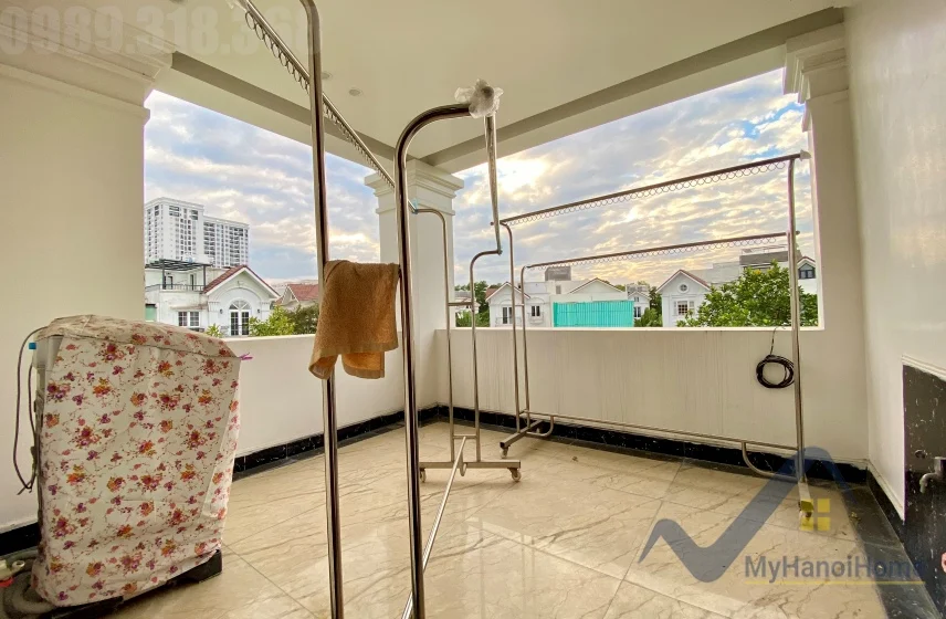 Xem ảnh 19: Ảnh 19: Biệt thự đơn lập Vinhomes Riverside cho thuê sân vườn rộng