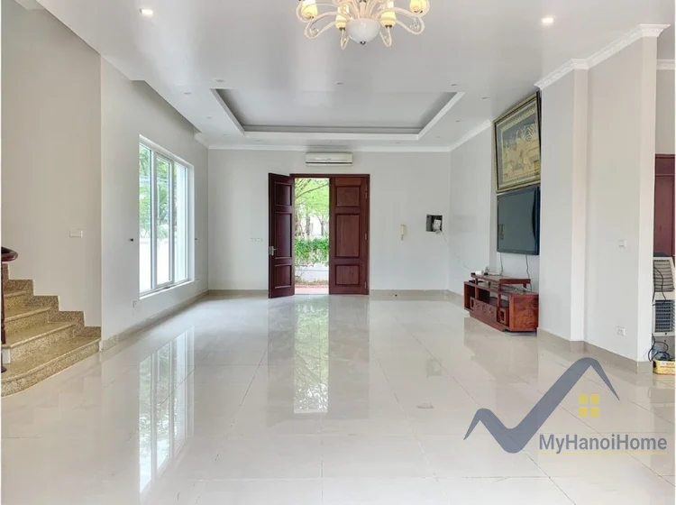 Xem ảnh 18: Ảnh 18: Biệt thự đơn lập Vinhomes Riverside cho thuê trang bị đủ đồ