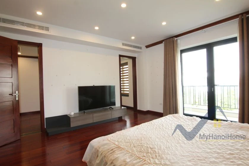 Xem ảnh 7: Ảnh 7: Biệt thự đơn lập Vinhomes Riverside gần Vincom Plaza cho thuê, đủ đồ