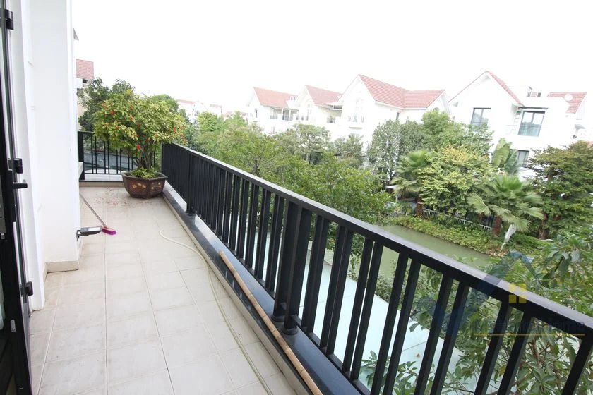 Xem ảnh 16: Ảnh 16: Biệt thự đơn lập Vinhomes Riverside gần Vincom Plaza cho thuê, đủ đồ