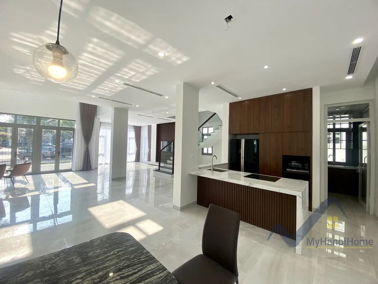 Xem ảnh 21: Ảnh 21: Biệt thự đơn lập Vinhomes The Harmony cạnh Hồ điều hòa