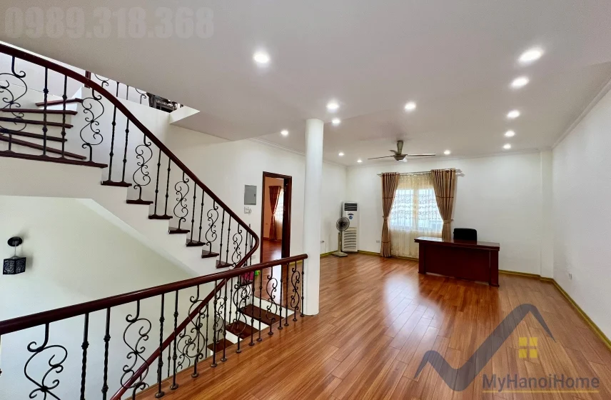 Xem ảnh 8: Ảnh 8: Biệt thự đủ đồ cho thuê tại Hoa Phượng Vinhomes Riverside