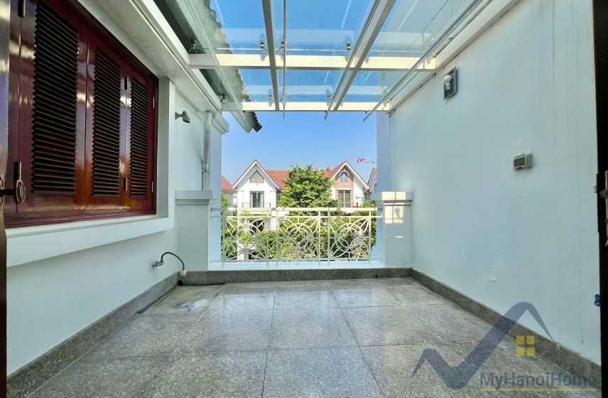 Xem ảnh 11: Ảnh 11: Biệt thự đủ đồ Vinhomes Riverside cho thuê có tầng hầm