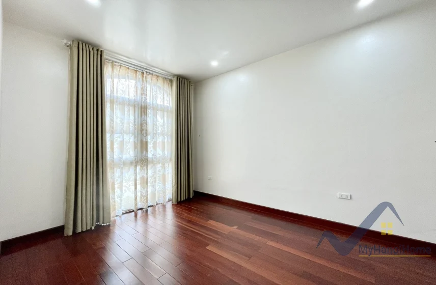 Xem ảnh 12: Ảnh 12: Biệt thự Harmony cho thuê đủ đồ có sân vườn rộng