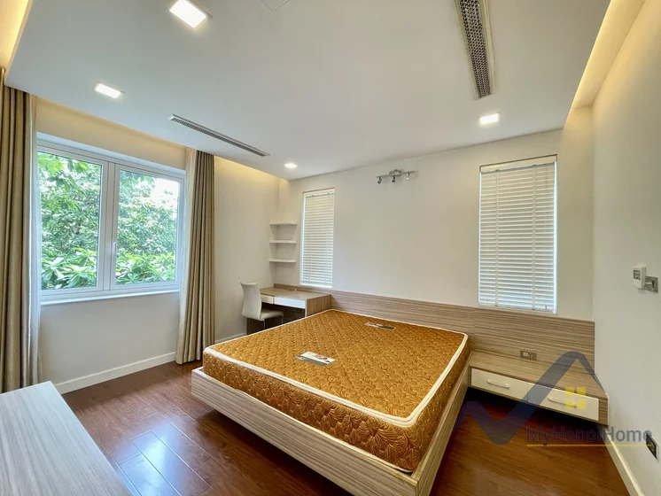 Xem ảnh 7: Ảnh 7: Biệt thự Hoa Phượng Vinhomes Riverside cho thuê 4PN đủ đồ