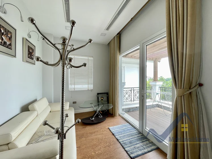 Xem ảnh 16: Ảnh 16: Biệt thự Hoa Phượng Vinhomes Riverside cho thuê 4PN đủ đồ