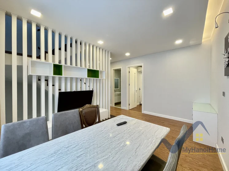 Xem ảnh 22: Ảnh 22: Biệt thự Hoa Phượng Vinhomes Riverside cho thuê 4PN đủ đồ
