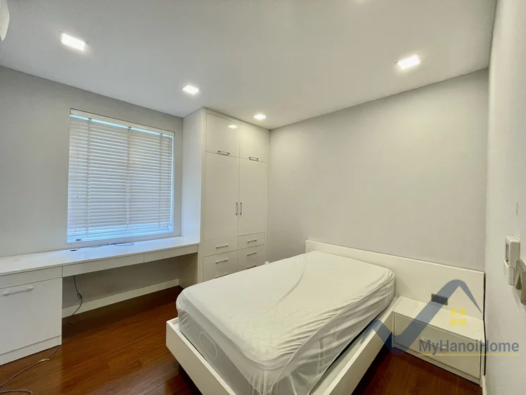 Xem ảnh 23: Ảnh 23: Biệt thự Hoa Phượng Vinhomes Riverside cho thuê 4PN đủ đồ