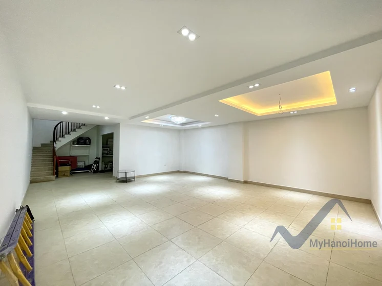 Xem ảnh 12: Ảnh 12: Biệt thự Hoa Sữa cho thuê tại Vinhomes Riverside gần BIS