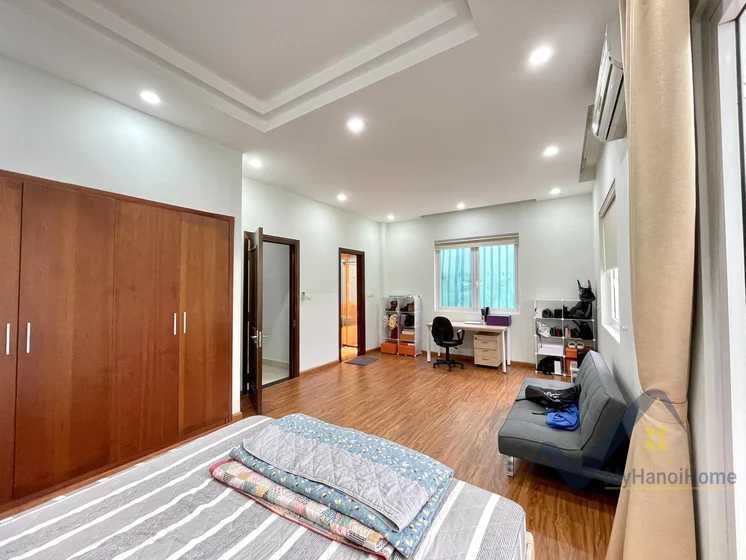 Xem ảnh 18: Ảnh 18: Biệt thự Hoa Sữa cho thuê tại Vinhomes Riverside gần BIS
