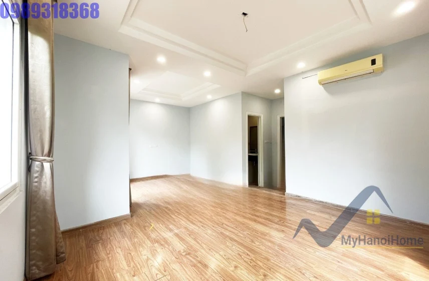 Xem ảnh 12: Ảnh 12: Biệt thự Hoa Sữa cho thuê Vinhomes Riverside đồ cơ bản