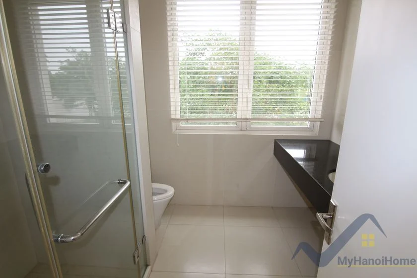 Xem ảnh 3: Ảnh 3: Biệt Thự Hoa Sữa Vinhomes Riverside 4 phòng ngủ full nội thất