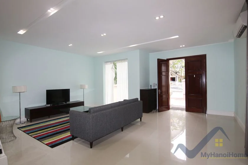 Xem ảnh 13: Ảnh 13: Biệt Thự Hoa Sữa Vinhomes Riverside 4 phòng ngủ full nội thất