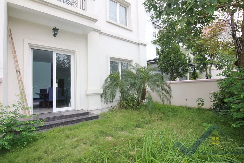 Xem ảnh 17: Ảnh 17: Biệt Thự Hoa Sữa Vinhomes Riverside 4 phòng ngủ full nội thất