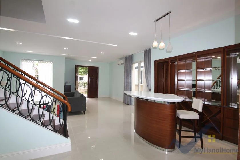 Xem ảnh 18: Ảnh 18: Biệt Thự Hoa Sữa Vinhomes Riverside 4 phòng ngủ full nội thất