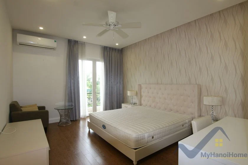 Xem ảnh 22: Ảnh 22: Biệt Thự Hoa Sữa Vinhomes Riverside 4 phòng ngủ full nội thất